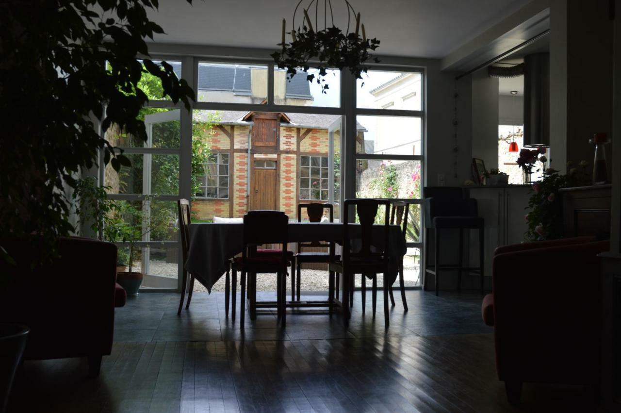 לה מאנש Chambre D'Hotes Les Ecuries מראה חיצוני תמונה