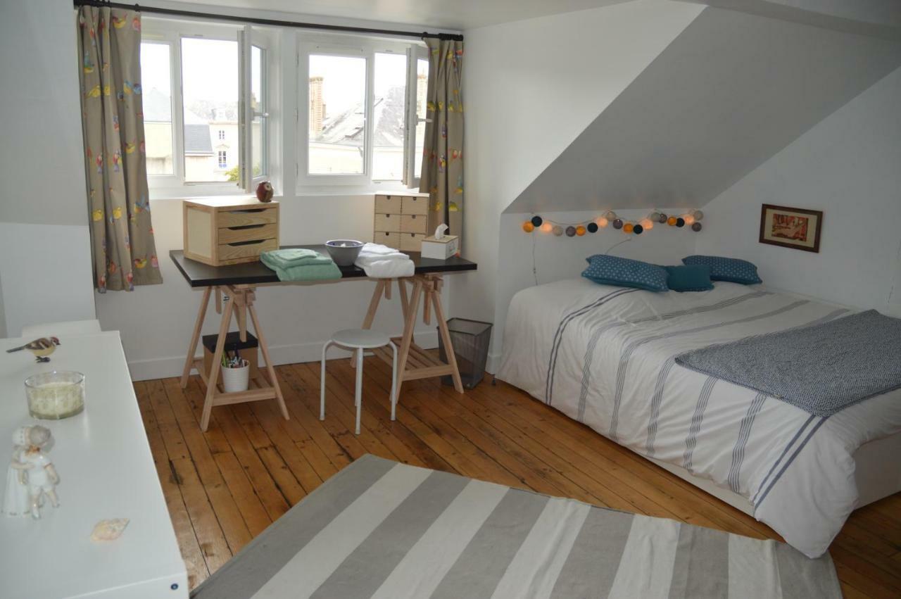 לה מאנש Chambre D'Hotes Les Ecuries מראה חיצוני תמונה