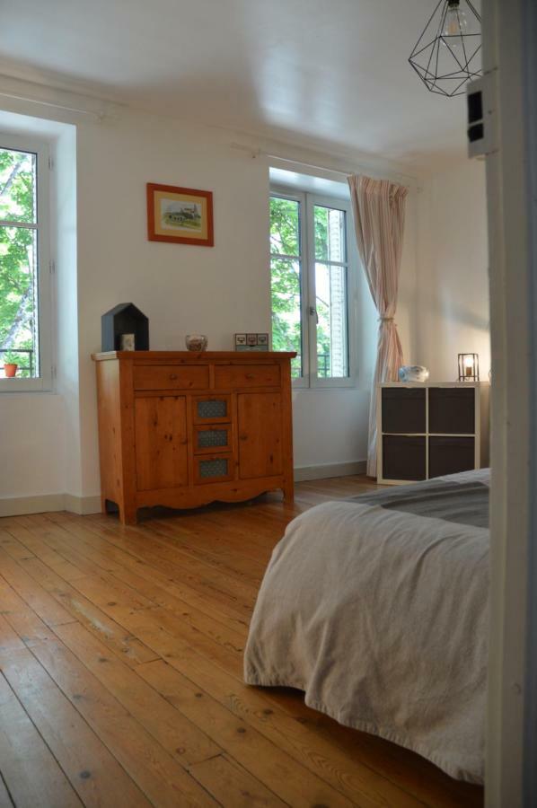 לה מאנש Chambre D'Hotes Les Ecuries מראה חיצוני תמונה