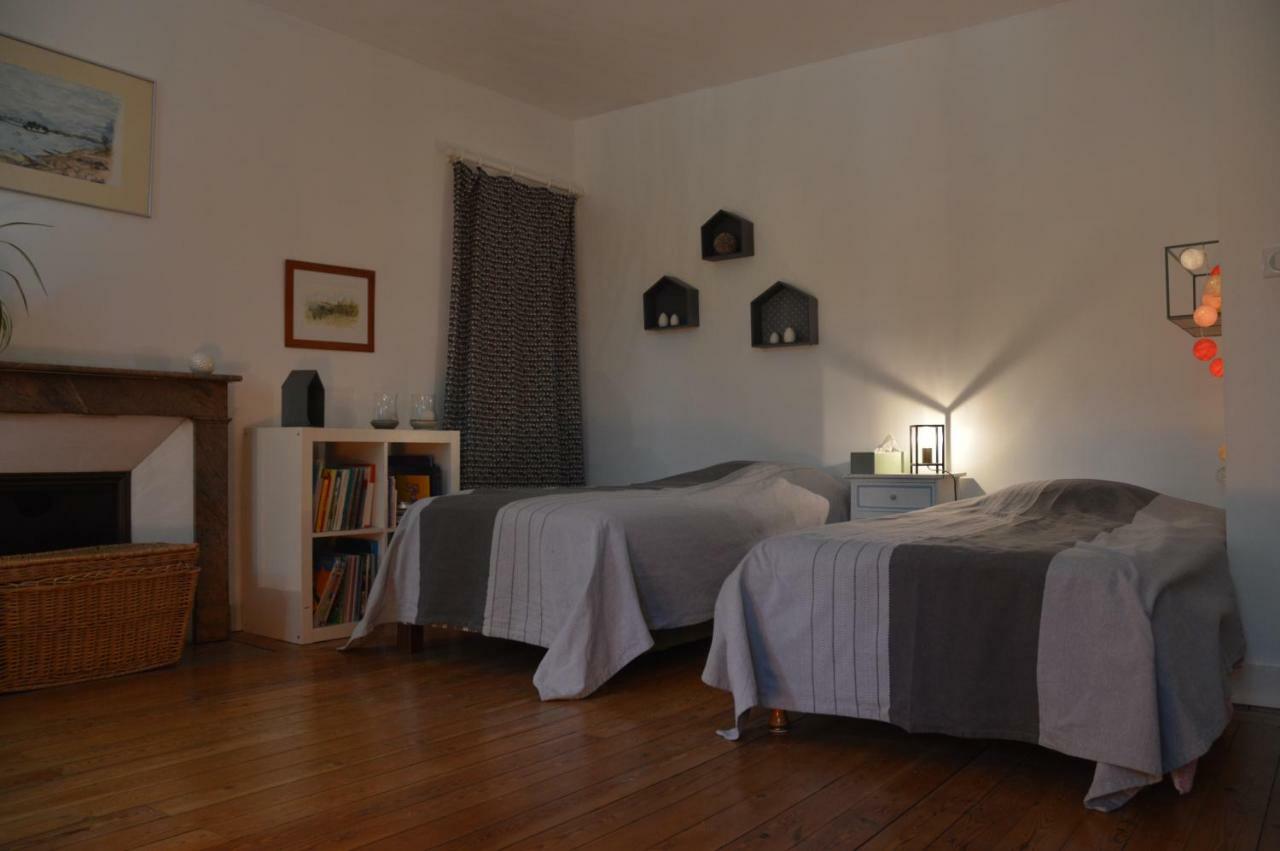 לה מאנש Chambre D'Hotes Les Ecuries מראה חיצוני תמונה