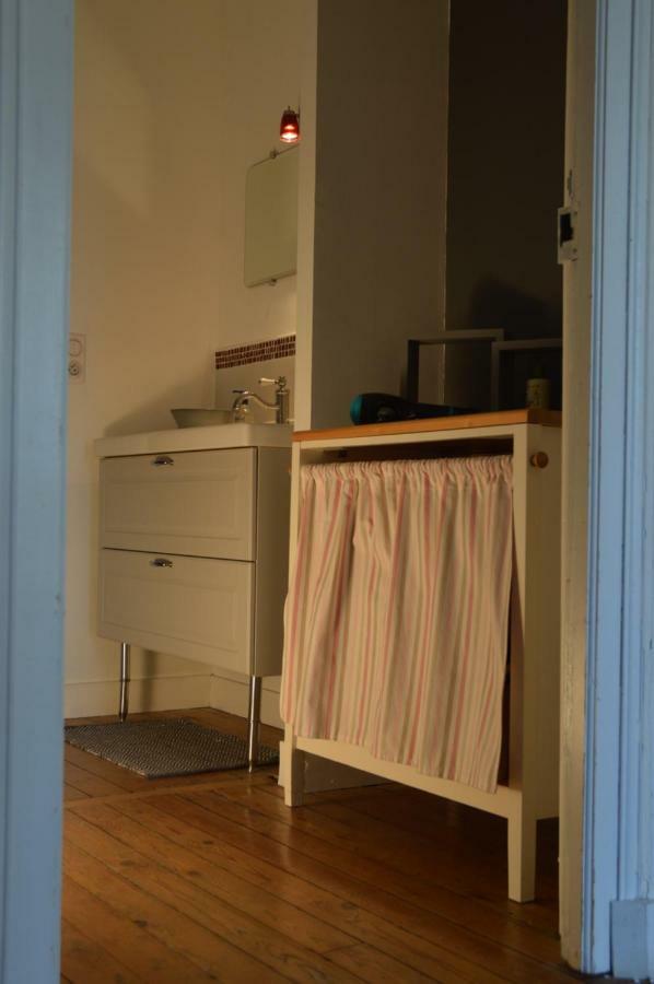 לה מאנש Chambre D'Hotes Les Ecuries מראה חיצוני תמונה