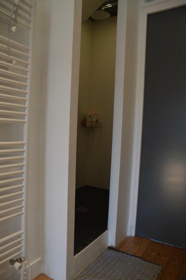 לה מאנש Chambre D'Hotes Les Ecuries מראה חיצוני תמונה